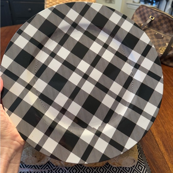 Set of 6 black and white buffalo plaid chargers - Picture 1 of 3